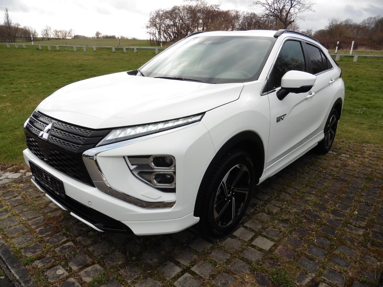 Mitsubishi Eclipse Cross Plug-In Hybrid 4WD Plus Select,360