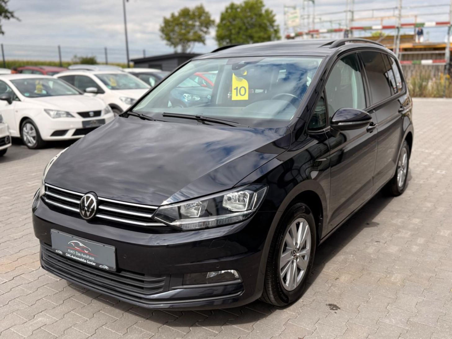 Volkswagen Touran Comfortline 2.0 TDI Navi Pano. Tüv NEU