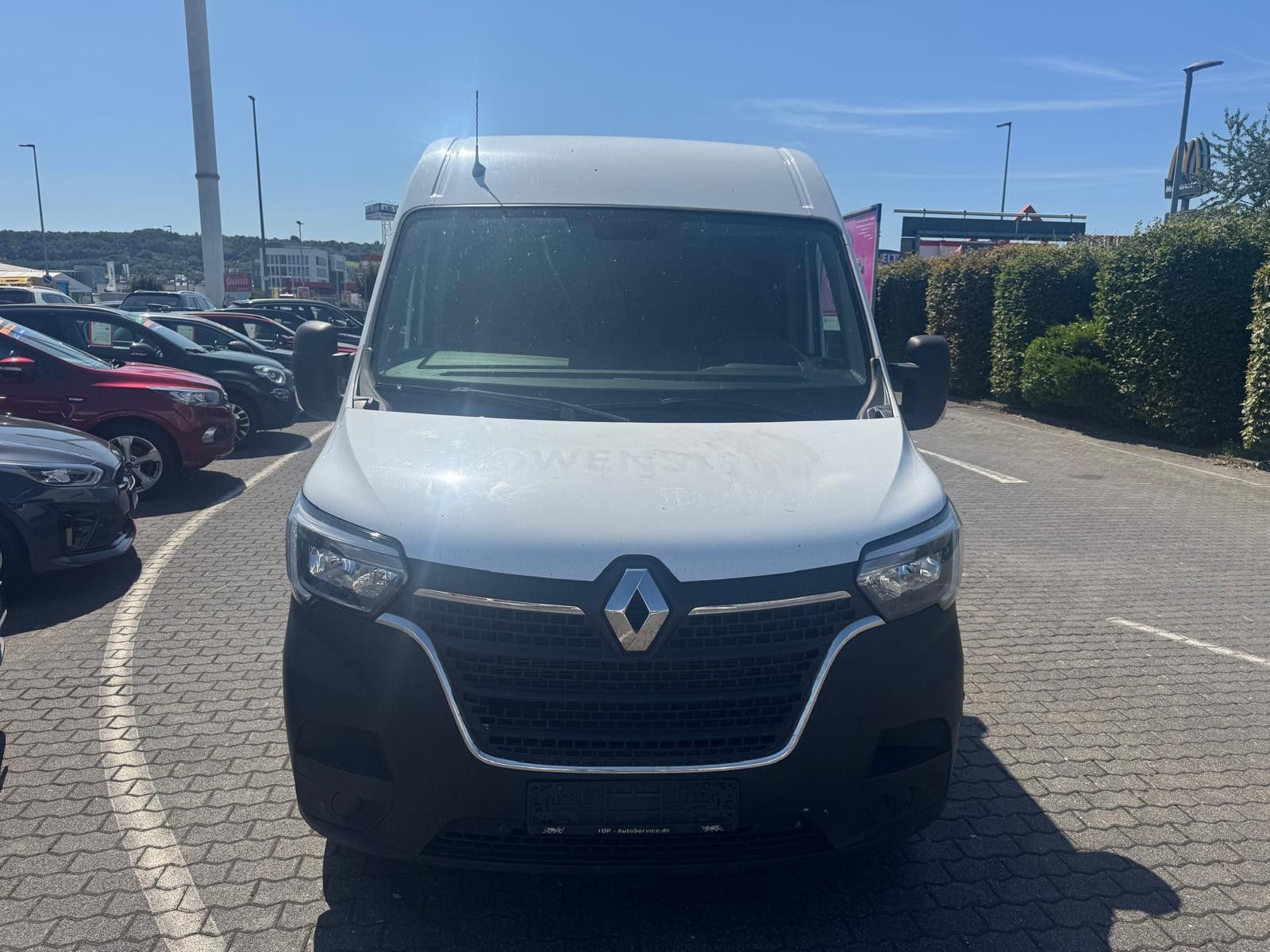 Fahrzeugabbildung Renault Master III Kasten L1H2 HKa 3,5t/1.HAND/TEMPOMAT