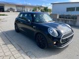 MINI ONE Mini Blackyard - MINI ONE aus 2018