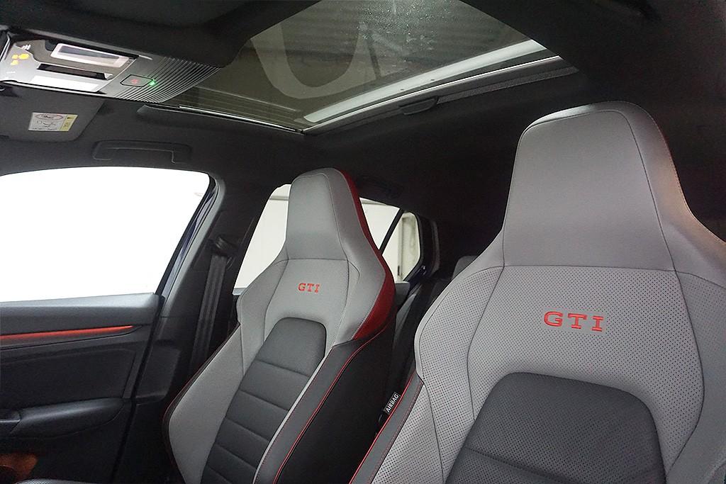 Volkswagen Golf 8 2.0TSI DSG GTI Clubsport Virtual HUD Pano, миниатюра 17
