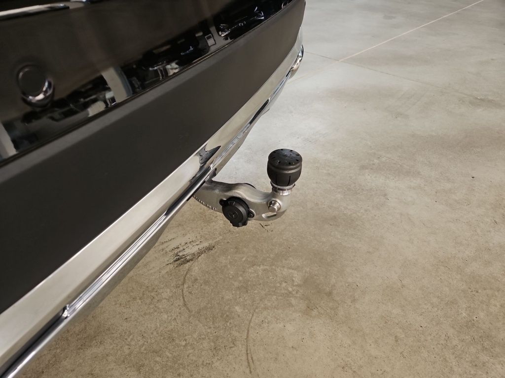 Fahrzeugabbildung Mercedes-Benz GLC 200 4MATIC +360+AHK+Winter+Akustikglas+LED+