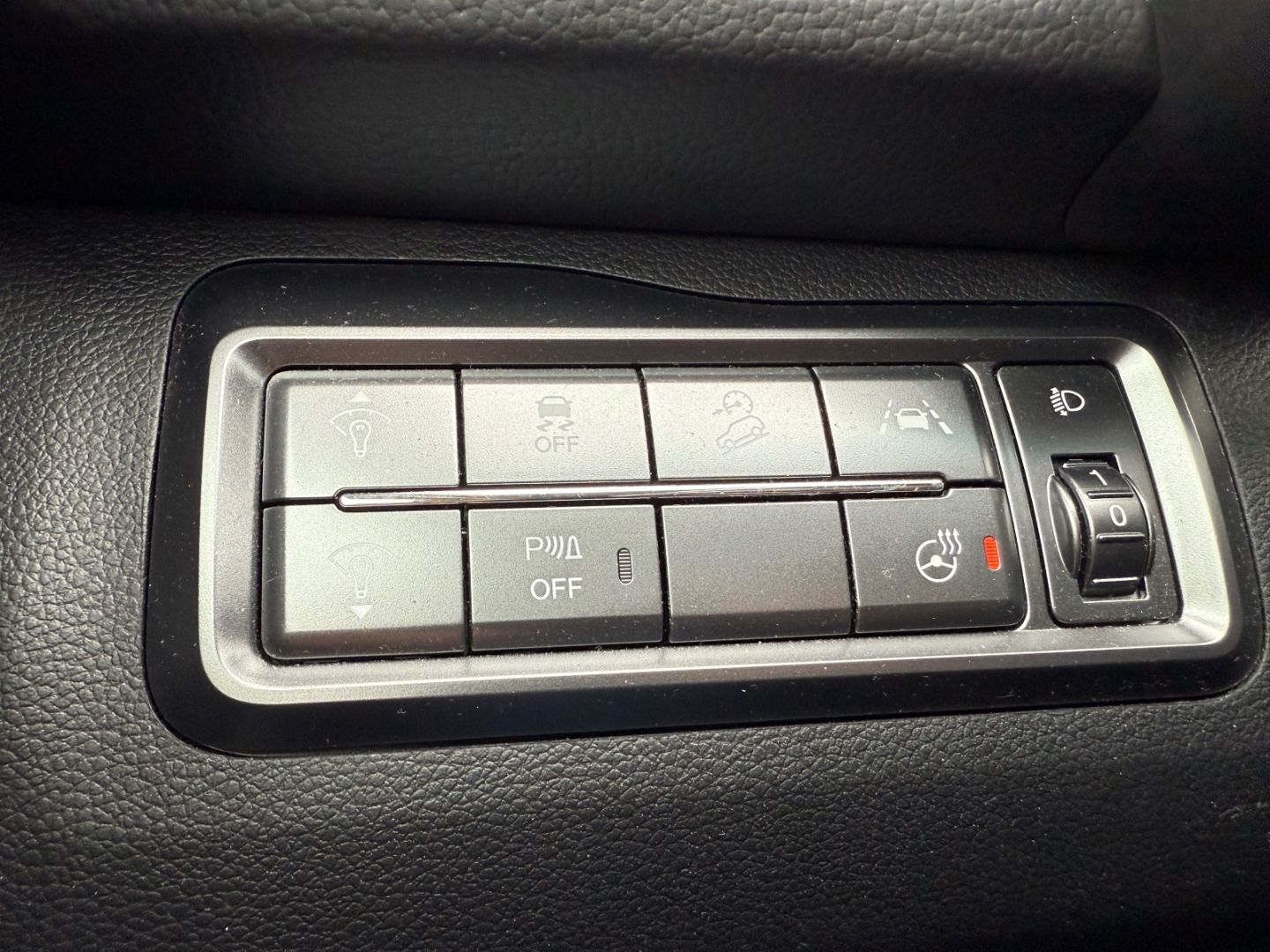 Fahrzeugabbildung KGM Tivoli 1.5 T-GDI Fizz mit LHZ+SHZ+Kamera