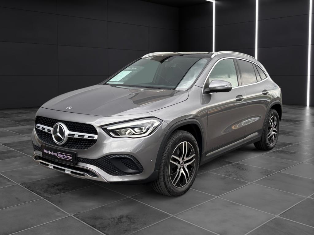 Mercedes-Benz GLA 250 Progressive*LED*Panorama-SD*Easy-Pack*