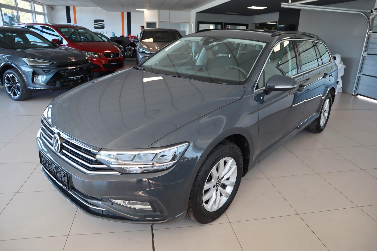 Volkswagen Passat Variant Business/DAB/AHK/FULL LINK/LED