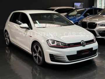 Volkswagen Golf - 4