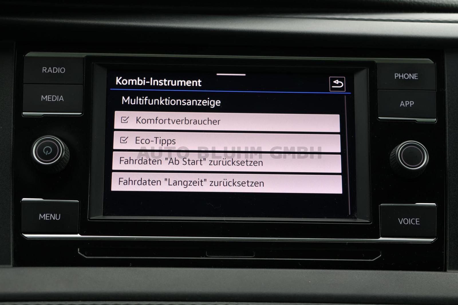Volkswagen T6. TDI-SCR Kasten KR Klima AHK 2,5T 3-Sitze Cam