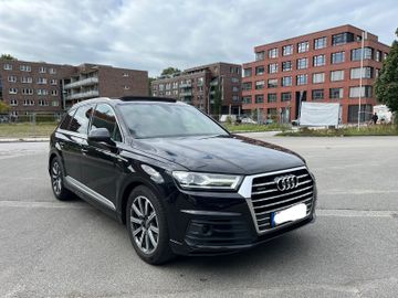 Audi Q7 - 7