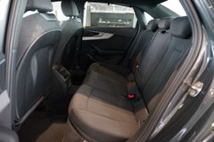 AUDI A4 Limousine 35 TDI S line | MMI Plus | AHK AUDI A4 Limousine 35 TDI S line | MMI Plus | AHK