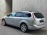Ford Focus 2.0 Turnier Titanium Automatik *BI-XENON* - Ford Focus aus 2008: Kombi