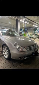 Mercedes-Benz CLS 350 - - Mercedes-Benz CLS 350 in Düsseldorf