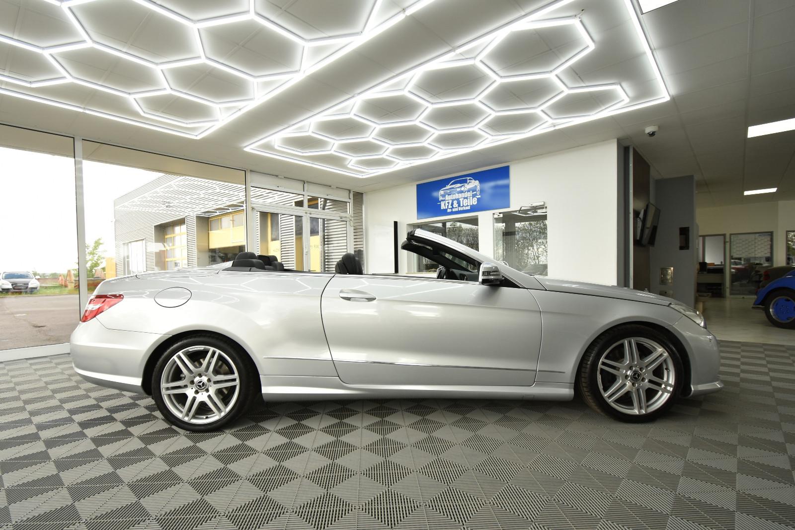 Mercedes-Benz E 250 Cabrio SHZ NAVI SBL AHK TEMP