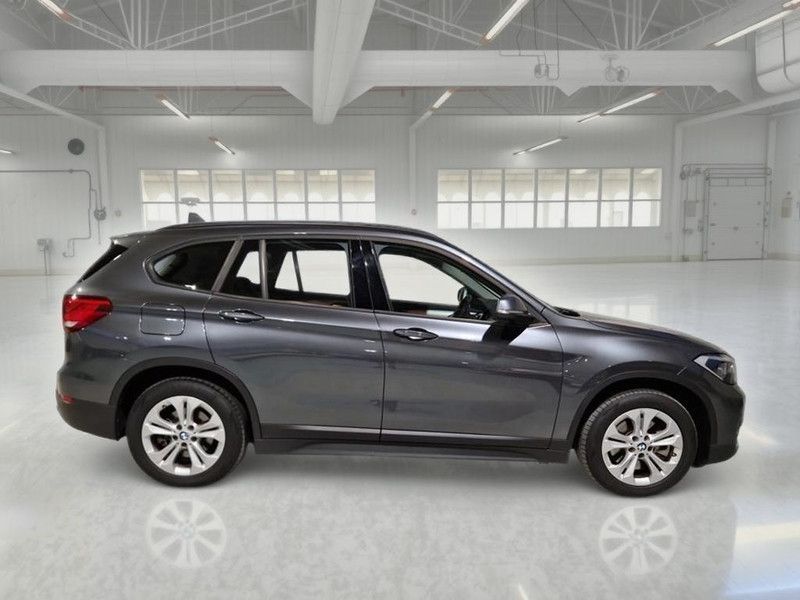 BMW X1 XDRIVE 25E BUSINESS ADVANTAGE AUTOMATICO  imagem 3