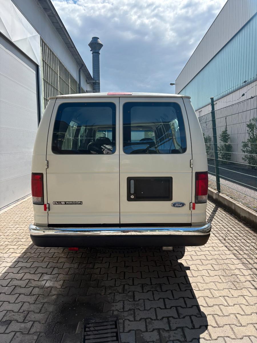 Ford E350 CLUB WAGON VAN V8 TÜV Neu