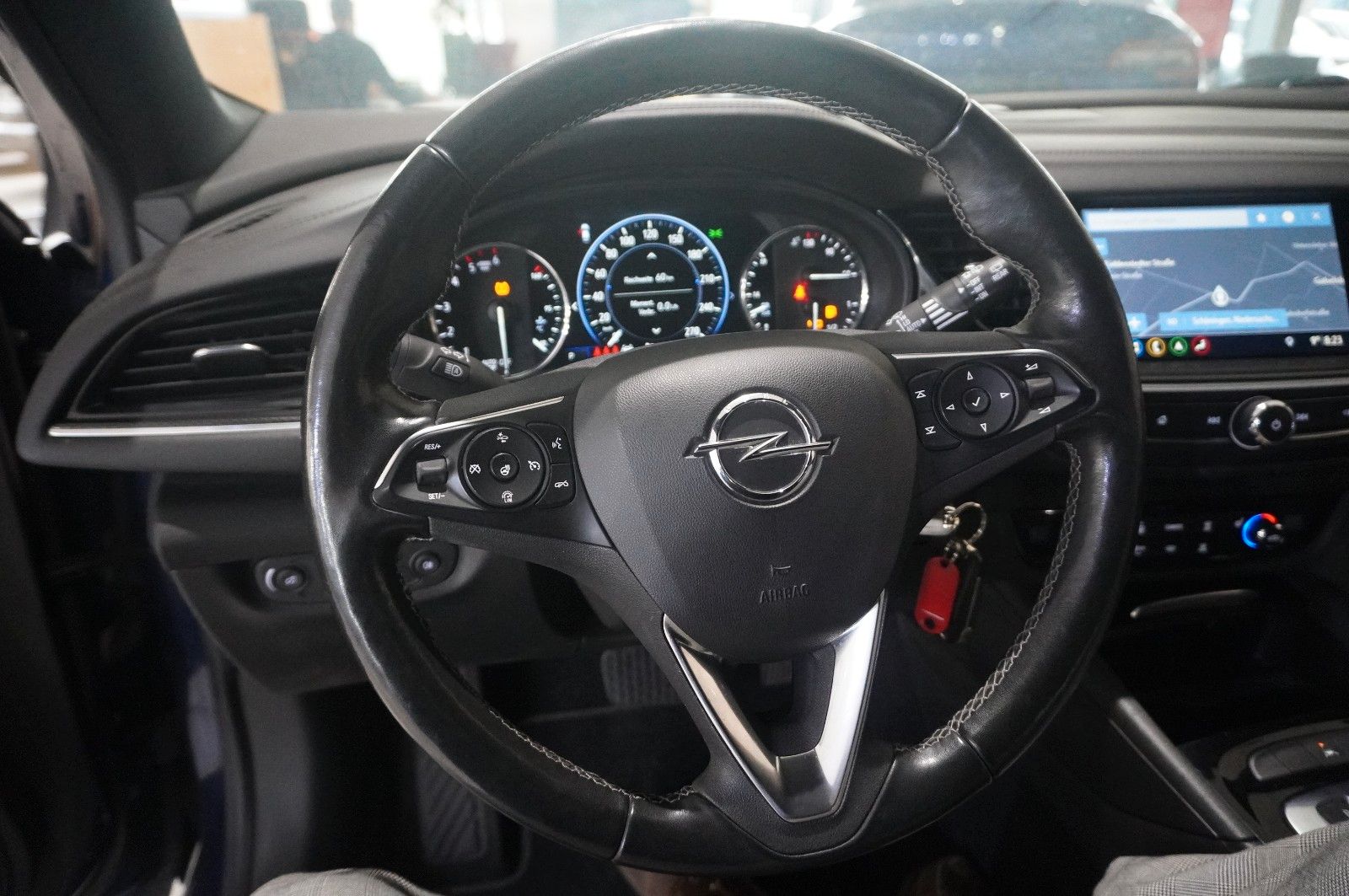 Fahrzeugabbildung Opel Insignia B ST 2.0D ELEGANCE NAVI/LED/VIRTU./AHK