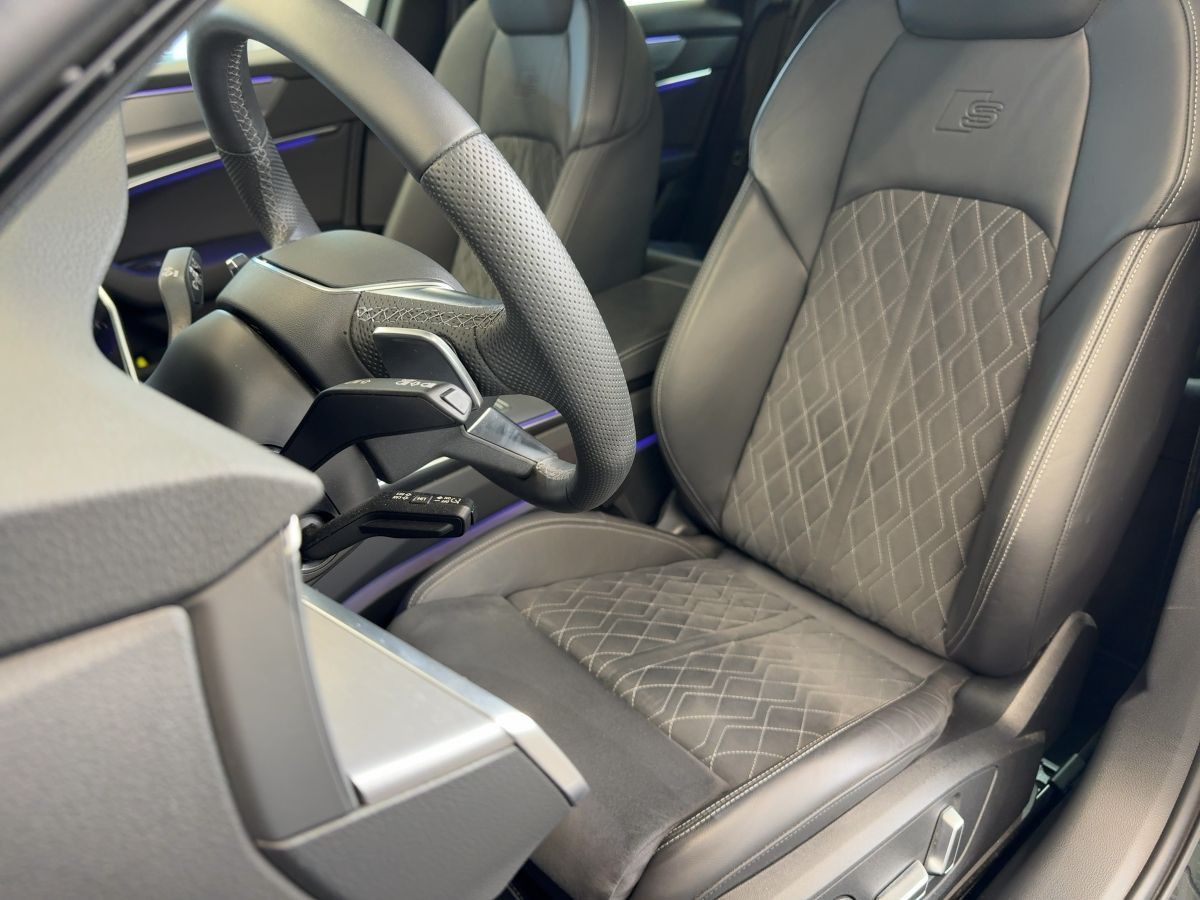 Audi S6 - Bild 18