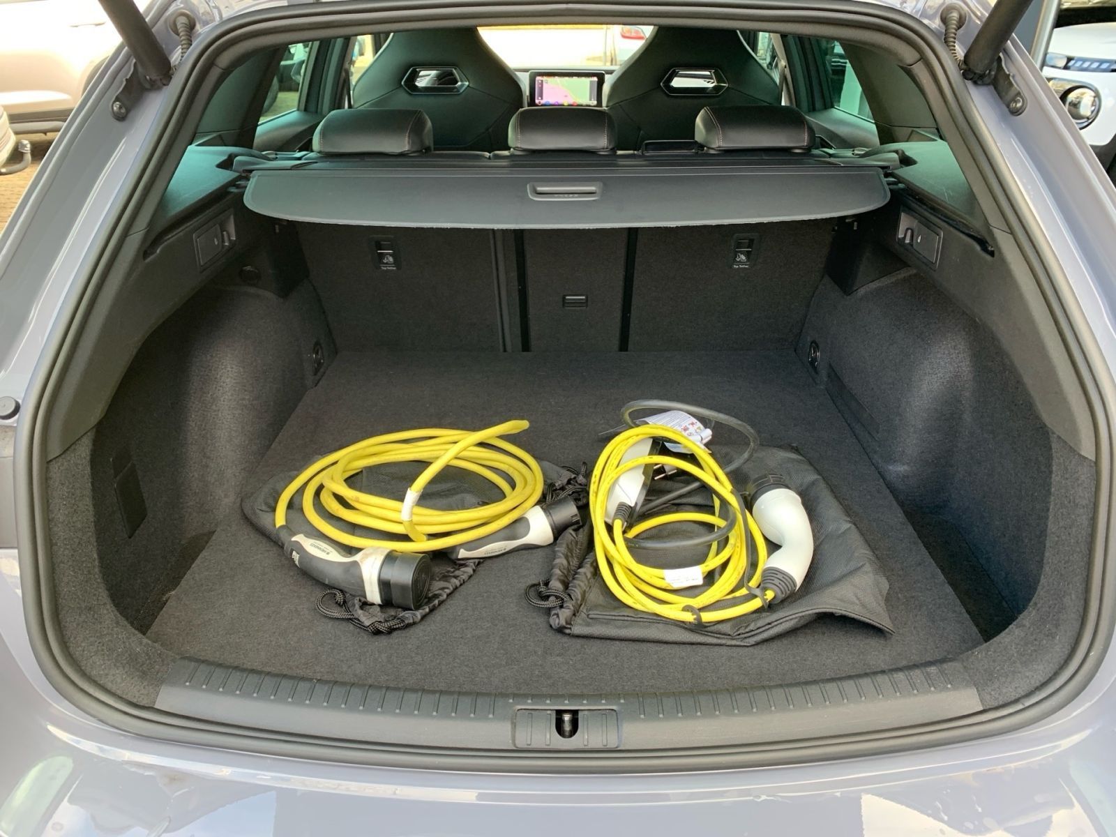 Fahrzeugabbildung CUPRA Leon Sportstourer 1.4 e-HYBRID OPF