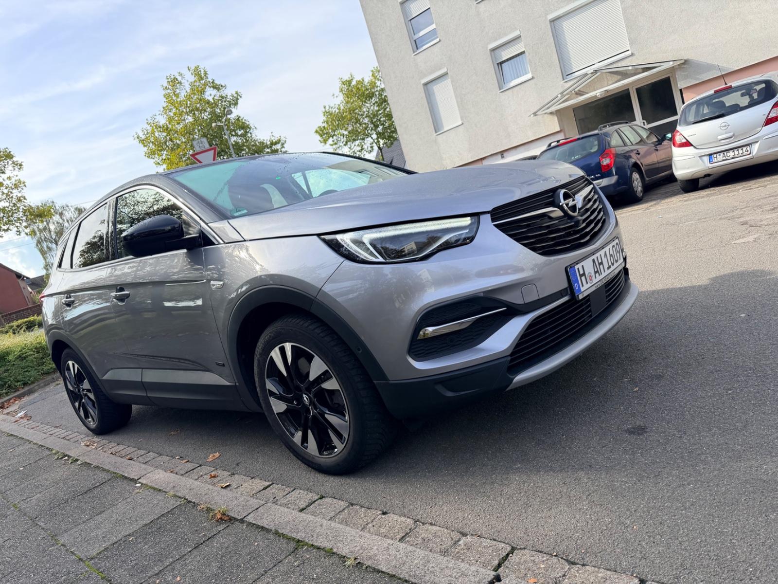 Opel Grandland X Plug-in Hybrid Elegance
