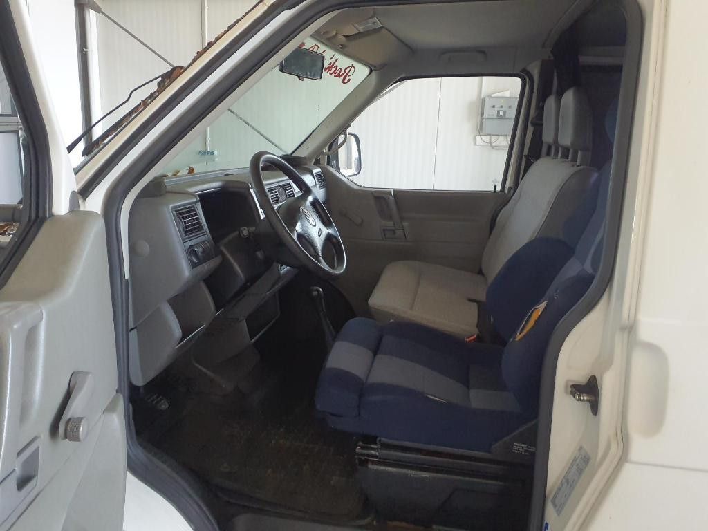 Fahrzeugabbildung Volkswagen T4 Transporter 5-Zylinder-Dieselmotor Sthz AHK