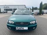 Toyota Corolla - Toyota Corolla mit Benzin-Antrieb: Limousine
