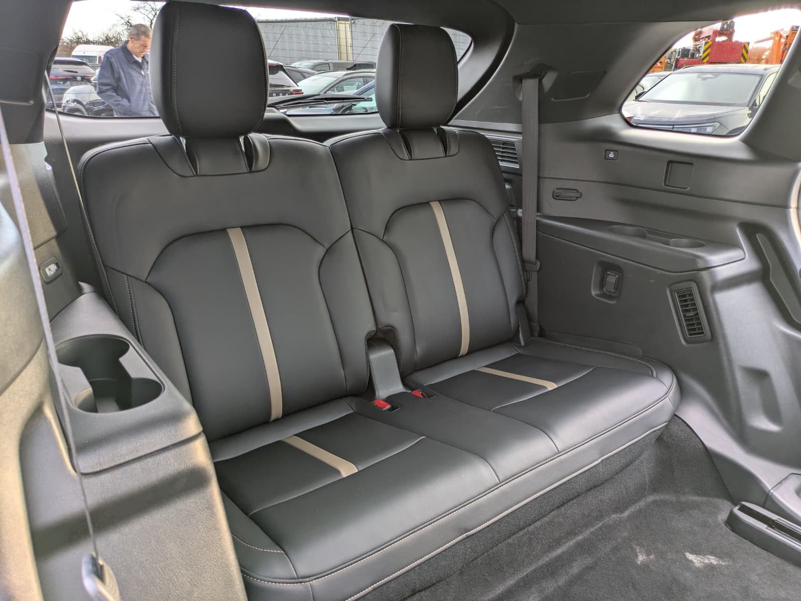 Fahrzeugabbildung Mazda CX-80 3.3L Homura Plus PANO*HUD*BOSE*NAPPA*7SIT