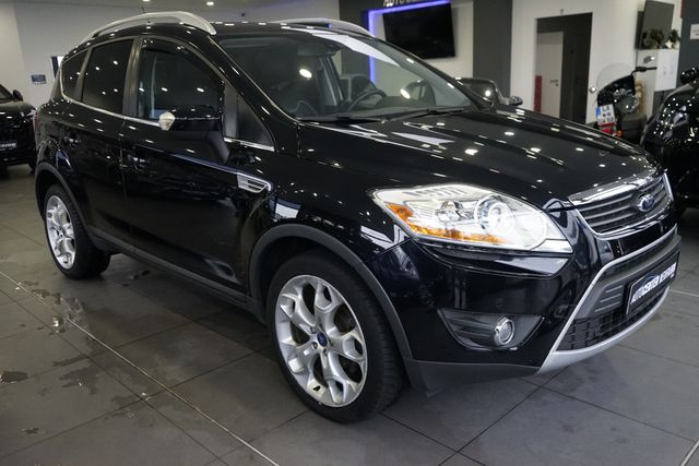 Ford Kuga 4X4 Titanium+LEDER+NAVI+PANO+AHK+TEMPOMAT+K