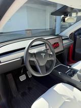 Tesla Model Y Long Range AWD AccBoost KW V3 - Tesla Model Y von privat