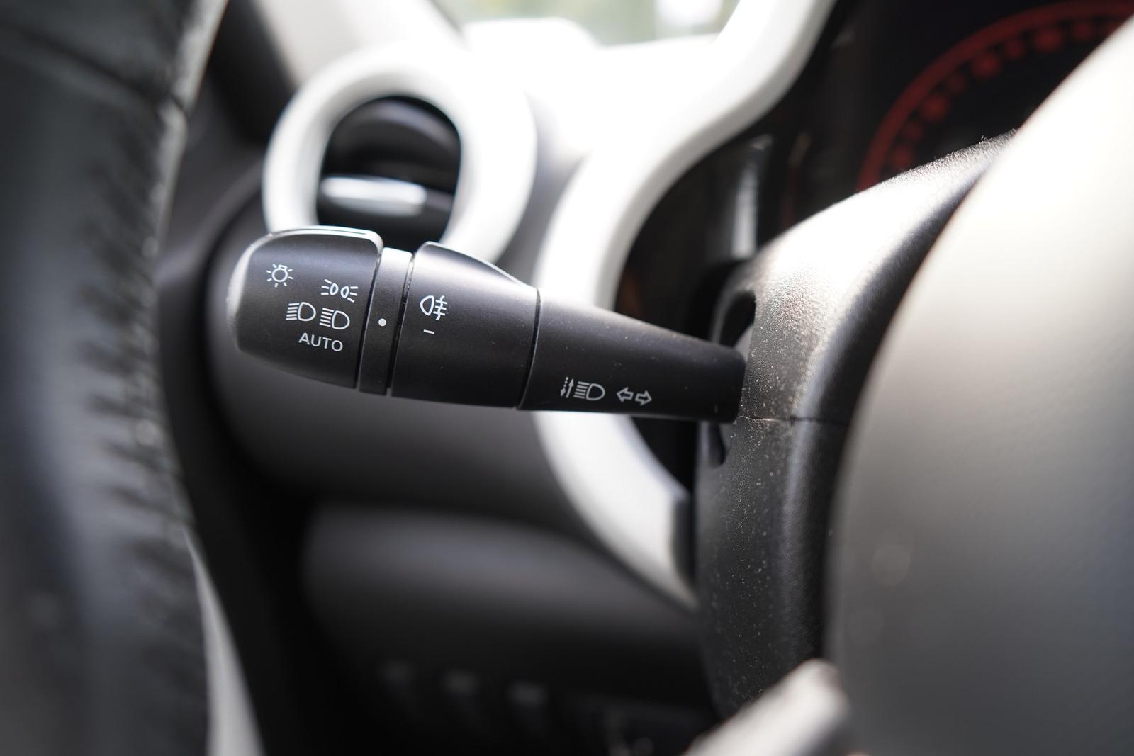 Renault Twingo 1.0 Limited Klima Bluetooth Touchscreen