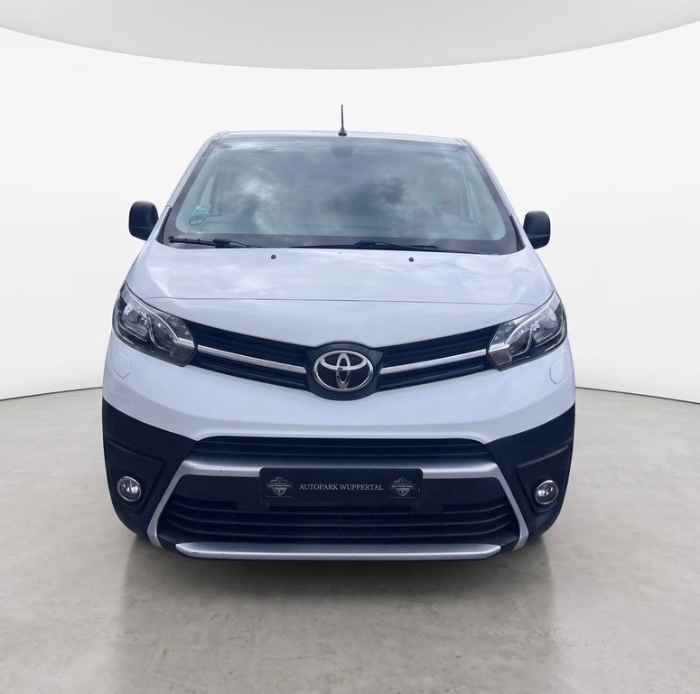 Image of Toyota Proace (Verso)