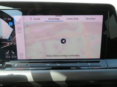 VW Golf VIII 2.0 TDI Active DSG LED Nav Ahk Rfk 16' VW Golf VIII 2.0 TDI Active DSG LED Nav Ahk Rfk 16'