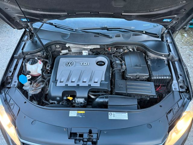 VW Passat Variant Comfortline 4Motion BMT — Bild 8