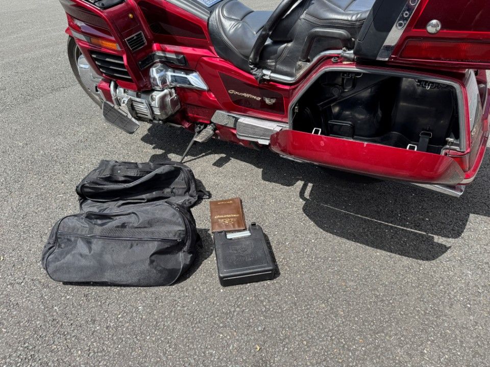 Fahrzeugabbildung Honda Gold Wing SC 1500er HU Neu Startklar