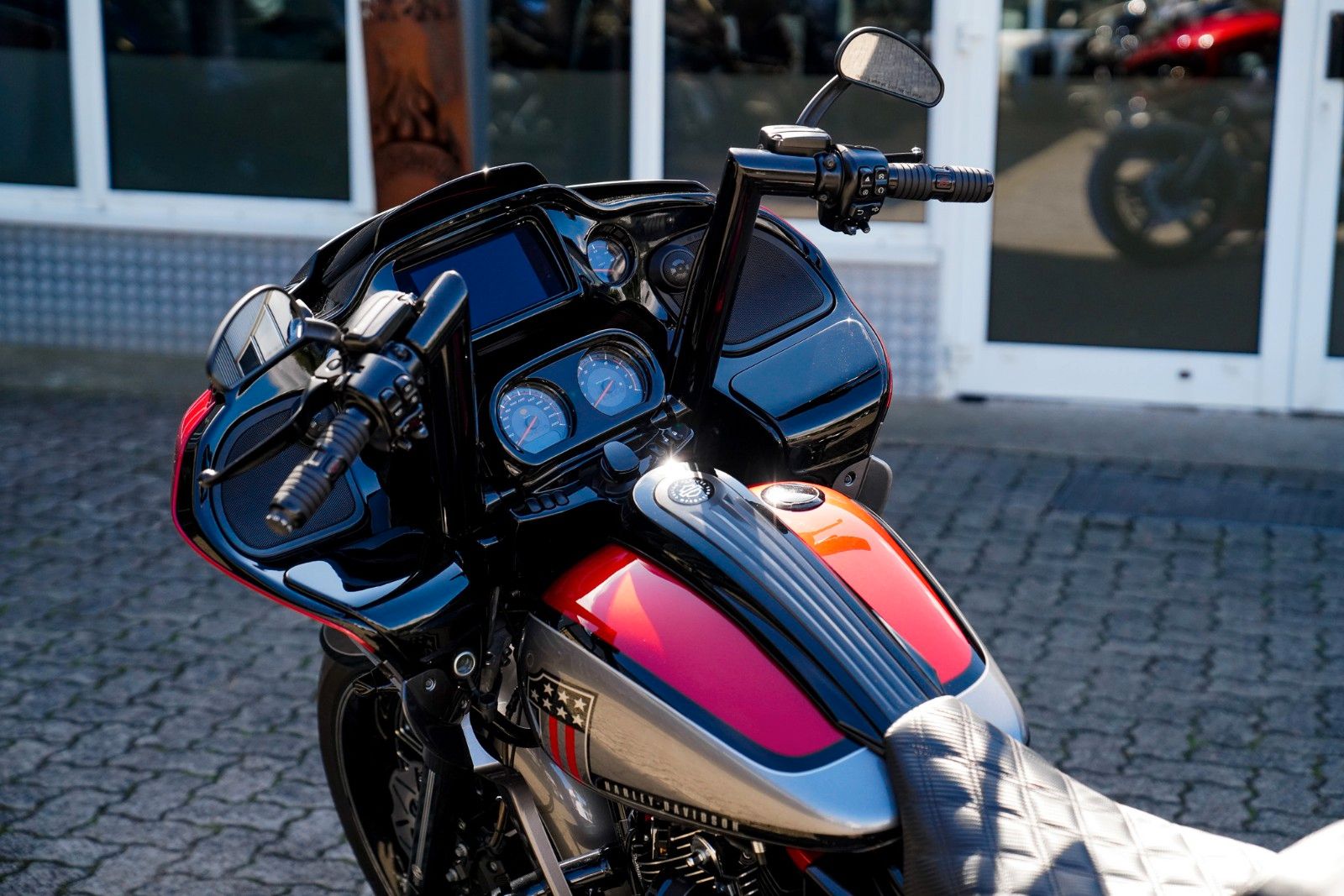 Fahrzeugabbildung Harley-Davidson CVO ROAD GLIDE FLTRXSE - 131cui-Kodlin Fat Tire
