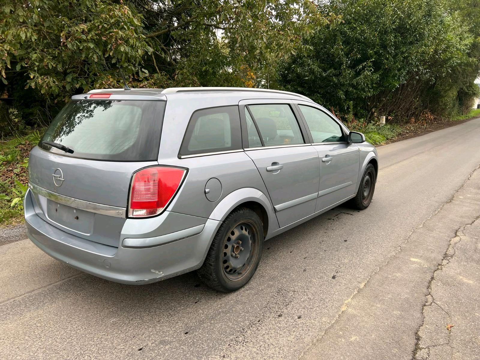 Opel Astra 2004 — photo 5
