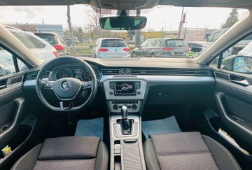 Volkswagen Passat Variant - 11