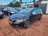 Volvo V50 Kombi T5 AWD Momentum* GEPFLEGT* - Volvo V50: Awd
