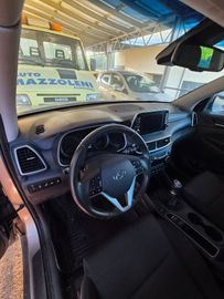 Hyundai TUCSON - 11