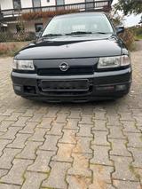 Opel Oldtimer  Opel Astra GSI 16V - Opel Astra: Gsi 16v
