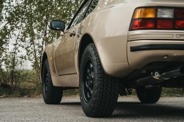 1986 Porsche 944 缩略图 13