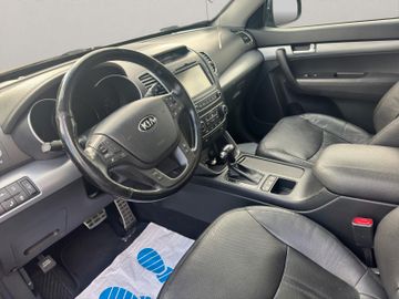 KIA Sorento - 9