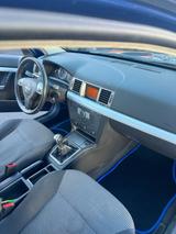 Opel vectra TÜV neue bis 08.2027 - Opel Vectra in Frankfurt (Main)