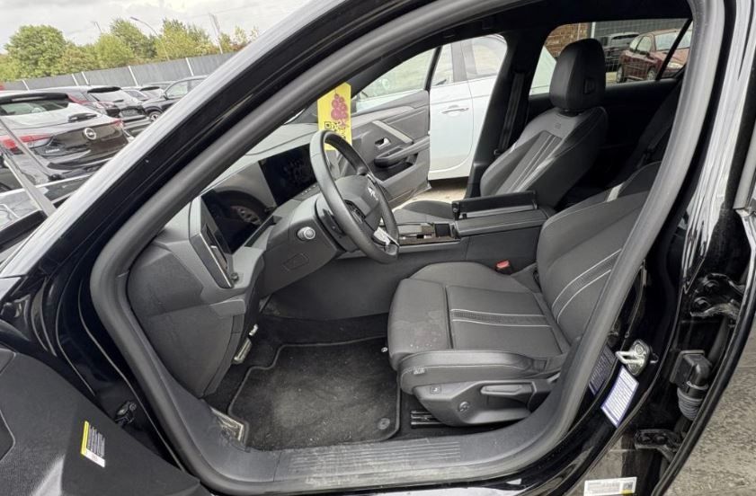 Fahrzeugabbildung Opel Astra L ST 1.2T GS LINE NAVI/LED/KAMERA/VIRT./SH