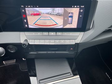 Fotografie 11 des Opel Astra ST Ultimate Automatik Schiebedach Navi