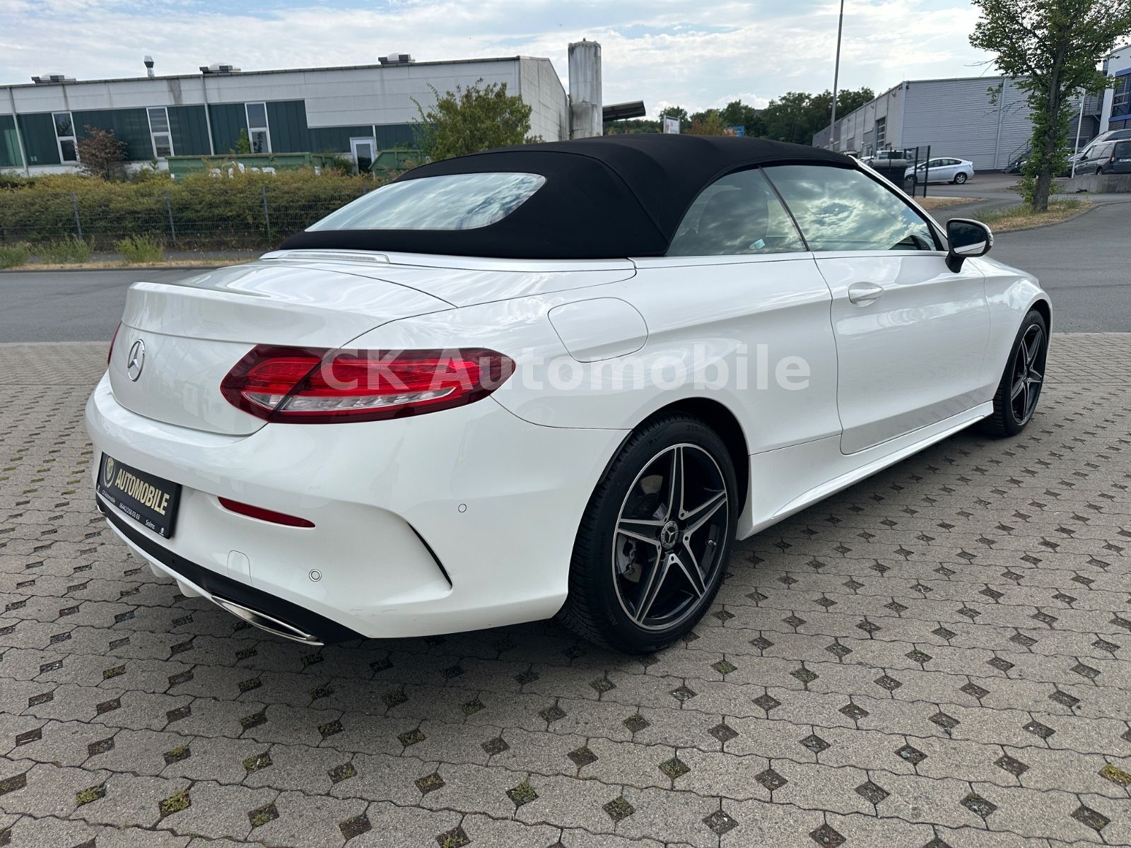 Fahrzeugabbildung Mercedes-Benz C200 Cabrio AMG-Line/Navi/ILS LED/Tempomat