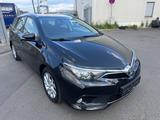 Toyota Auris Executive 1,6-l-D-4D Camera/Keyless/Navi - Toyota Auris in Köln