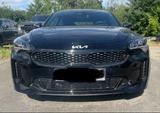 Kia Stinger, nur 4692 km gefahren, neuwert... - gebrauchte Kia Stinger aus dem Jahr 2022