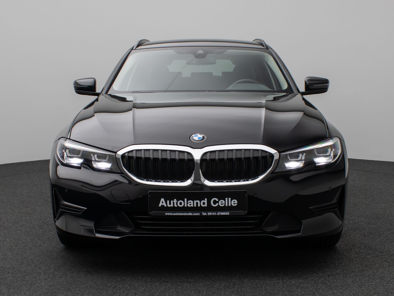 Fahrzeugabbildung BMW 318d DAB PDC Alarm Geschwindigkeitsreg Sport LED