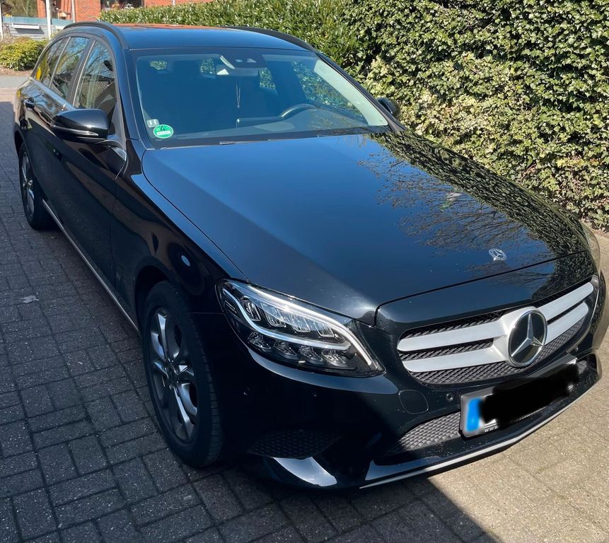 Image of Mercedes-Benz C 180