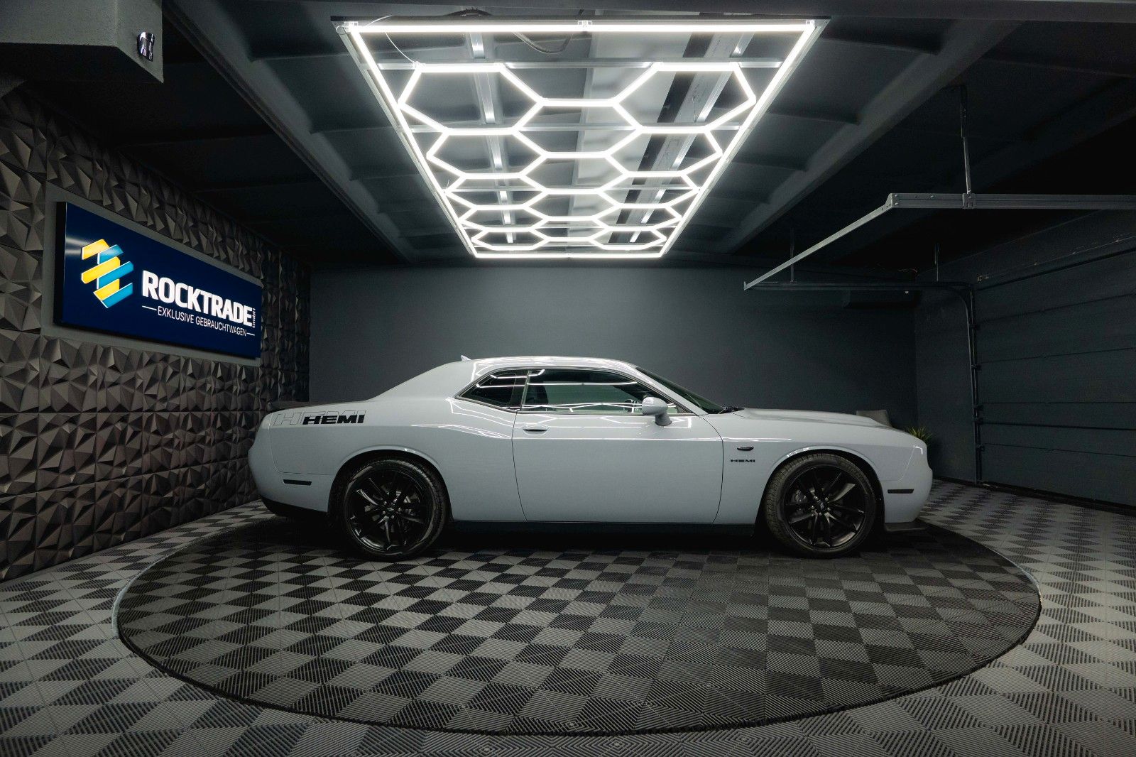 Fahrzeugabbildung Dodge Challenger 5.7 V8 R/T SRT Performance *LED*19%*
