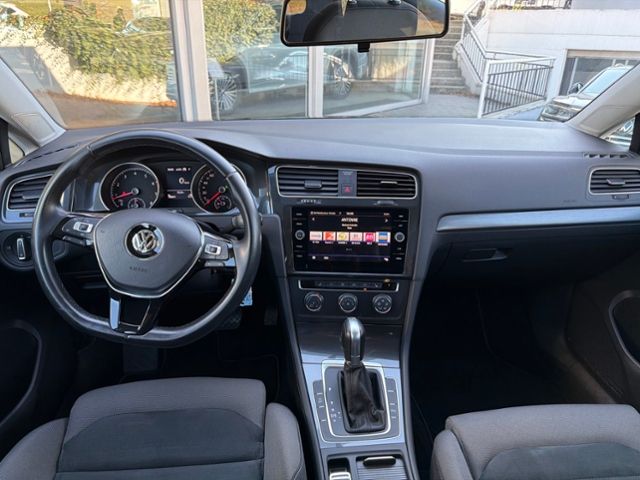 Fahrzeugabbildung Volkswagen Golf VII Variant 1.5 TSI COMFORTLINE NAVI KAMERA